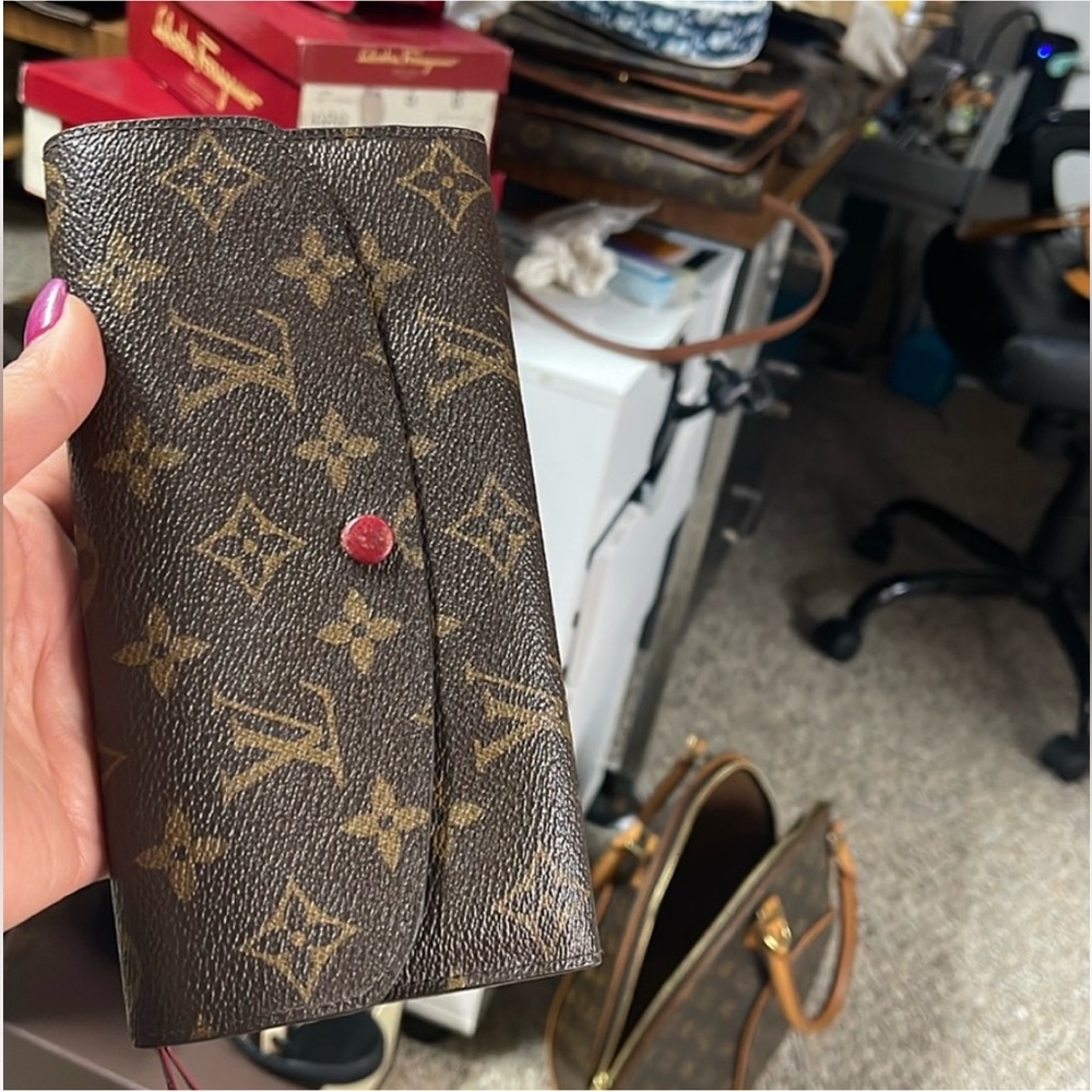 LV Long Wallet